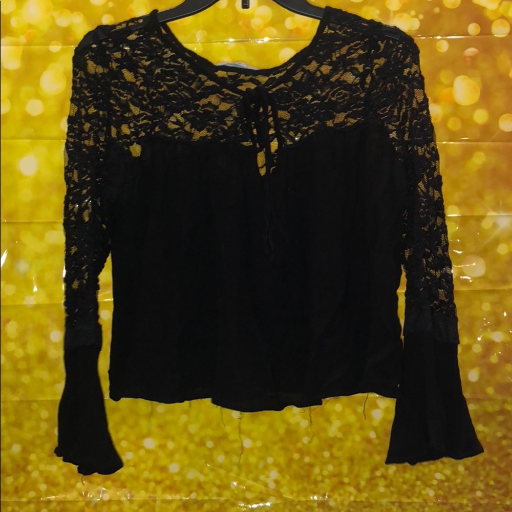 Half lace sleeve size M